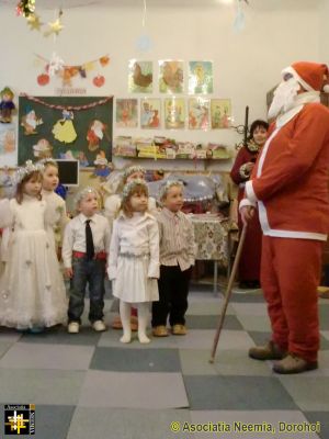 Christmas at Balinti
Keywords: Dec13;Jbox13;School-Balinti