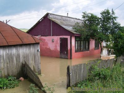 Keywords: Jun10;Flood2010;Fam-Cobila;Cobila