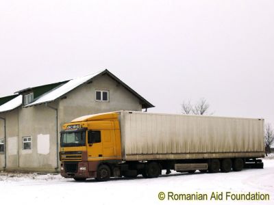 Lorry at Dealu Mare
Keywords: Jan12;Load12-01;Transport;Warehouses