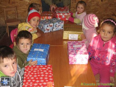 Christmas Gift Boxes
Christmas gift boxes at Girben kindergarten, Havirna.
Keywords: RBdec12;Dec12;Girbeni;Jbox12;GChoice1303m12