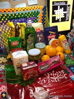 Christmas Bags, 2023
Typical contents of a Christmas grocery bag
Keywords: dec23;pub2402f
