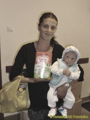 Food Bags sponsored from south Wales
Keywords: Sep12;Food-Donation;Fam-Dorohoi;Foodbags