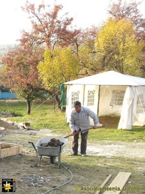 Tidying the Site
Keywords: Oct13;Housing;House-Saucenita