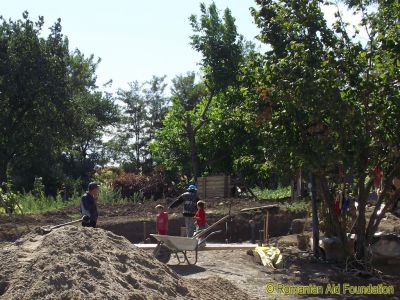 Andreanu House at Iezer
Keywords: Aug12;Fam-Iezer;Housing;Fam-Iezer