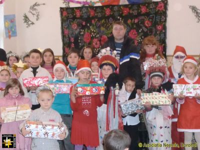 Christmas at Balinti
Keywords: Dec13;Jbox13;School-Balinti