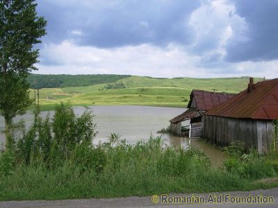 Keywords: Jun10;Flood2010;Fam-Cobila;Cobila