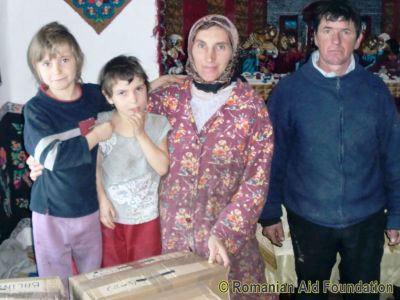 Balinisteanu Family
Keywords: Jan12;SponBox;Fam-Horlaceni;