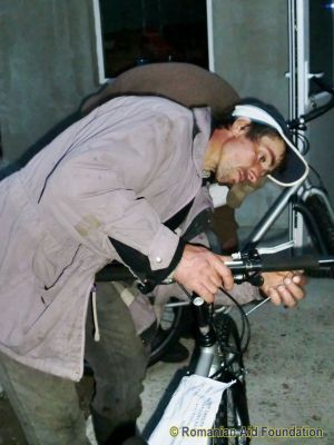 Keywords: Apr12;Fam-Tataraseni;Bicycles;