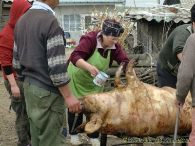 Preparing the Easter Pig
Keywords: Apr12;FoodPrep;Scenes