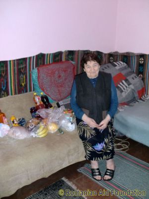 Fani Cojocaru
Fani in her apartment with donated groceries.
Keywords: May12;Jews;Fam-Dorohoi;