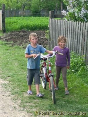 Keywords: May12;Fam-Broscauti;Bicycles