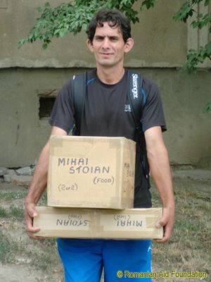 Sponsored support
Mihai receives food and clothing from a family in eastern England.
Keywords: jul12;sponbox