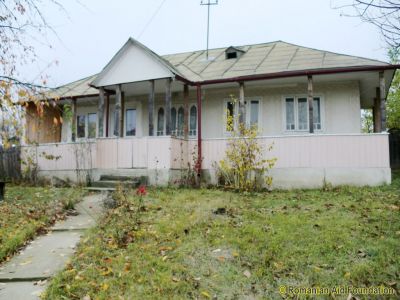House at Prelipca
A sponsored home for a displaced family
Keywords: Oct12;Fam-Prelipca;faq