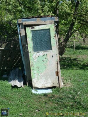 A Room without a View
Coropca house - outside facilities
Keywords: May13;