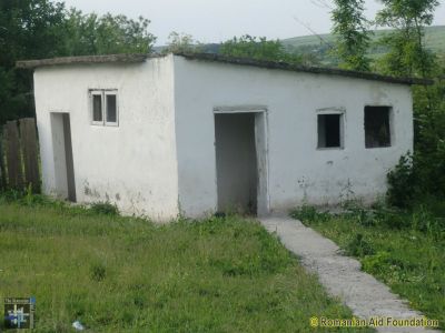 Balinti School - Toilet Block
Keywords: May13