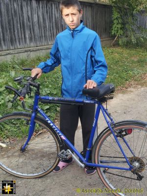 Boy with Bike
Keywords: Oct13