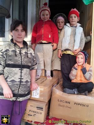 Sponsored Boxes - Horlaceni
Keywords: Nov13;Fam-Horlaceni;Popescu.L