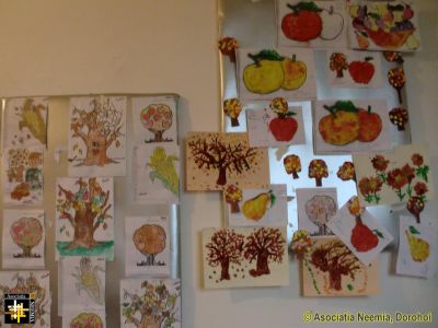 Autumn Thoughts
Kindergarten at Balinti
Keywords: Nov13;School-Balinti