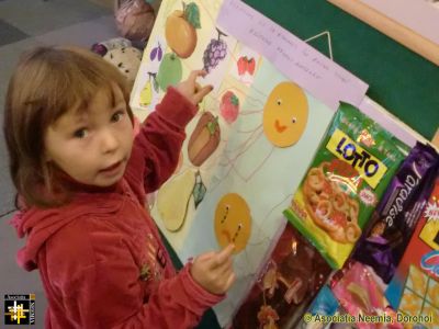 Good food - bad food?
A lesson about fast-food, kindergarten at Balinti
Keywords: Nov13;School-Balinti