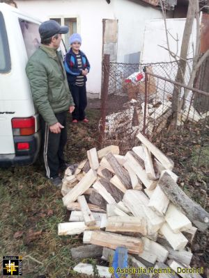 Delivering Firewood
Keywords: Dec13