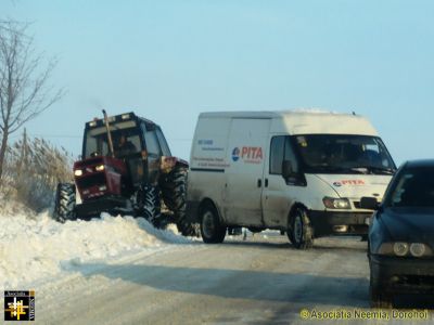 Tractor in Trouble
Keywords: Feb14