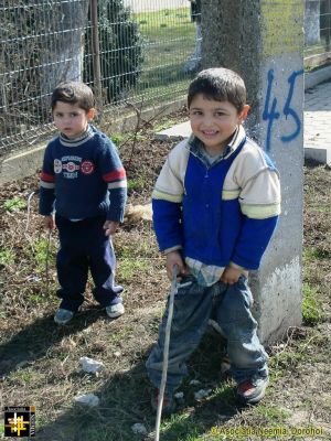 Gypsy Children
Keywords: Mar14