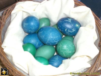 Real Easter Eggs
Keywords: Apr14