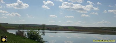 Romanian Agriculture
Much of the rural land is still owned in small parcels and it is not uncommon to see adjoining plots in different stages of preparation.
Keywords: Apr14;scenery