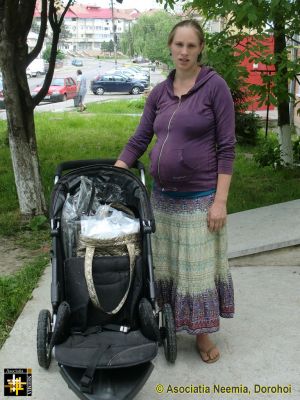 Donated Pushchair
Keywords: May14;Fam-Dorohoi;Pub1406j