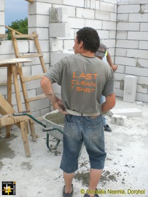 My last clean shirt!
Keywords: jun15;Casa.Neemia;