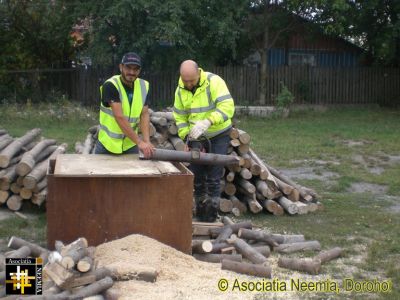 Preparing Firewood for Donation
Costel and Beni
Keywords: Sep15;Wood;