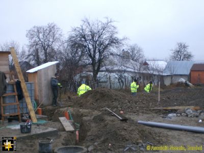 Casa Neemia - Preparing the Discharge Trenches
Keywords: Nov15;Casa.Neemia