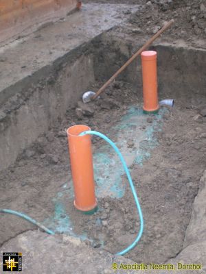 Casa Neemia - Settling the Septic Tank
Keywords: Nov15;Casa.Neemia