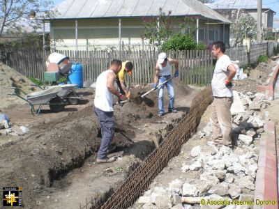 Casa Neemia - Frontage Preparation
The road outside the house is being rebuilt and the boundary wall needs to be in place before the footpath is laid.
Keywords: Apr16;Casa.Neemia