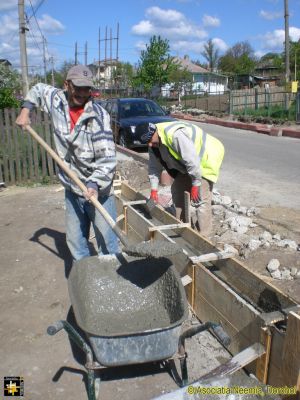 Casa Neemia - Frontage Preparation
Keywords: Apr16;Casa.Neemia