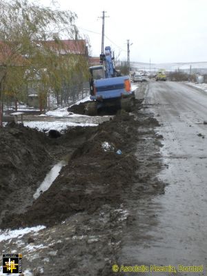 Excavation for roadside drains
Keywords: Nov16;scenes