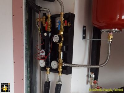 Casa Neemia - Solar Heating System
Monitoring and control panel for the solar hot water system.
Keywords: mar17;Casa.Neemia