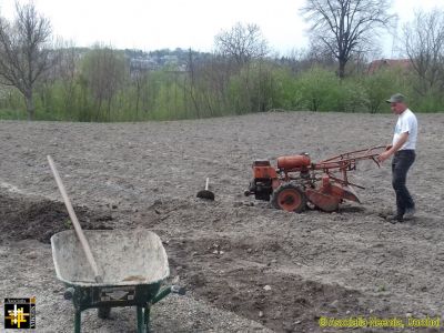 Casa Neemia - Garden Preparation
Keywords: apr18;Casa.Neemia
