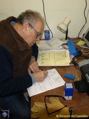 Finishing the Job
Loading at Billingshurst
Keywords: mar19;Load19-03