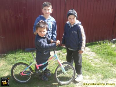 A New Bicycle ... 
And maybe a lesson in sharing!
Keywords: Apr19;pub1905m