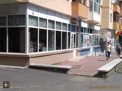 AN Shop - Facade
The shop is located on a popular pedestrian route to the town centre and receives a lot of passing trade.
Keywords: jul19;AN-Shop