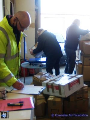 Preparing the Paperwork
Boxes are inspected, labelled, weighed and recorded
Keywords: mar21;pub2104a